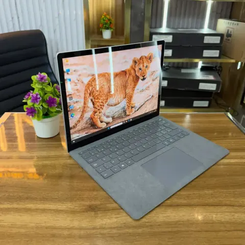 Microsoft Surface Laptop 4